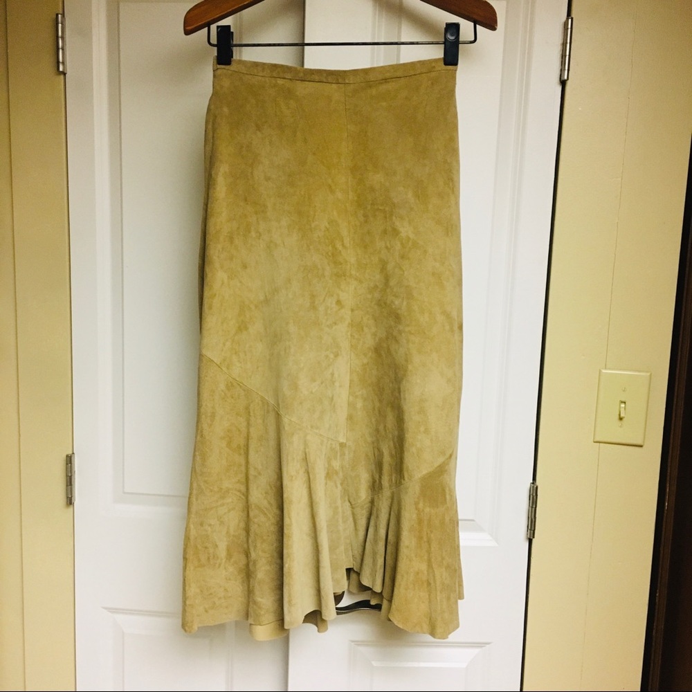 Leather skirt💛
